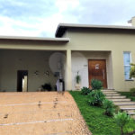Casa à venda com 3 suítes no condomínio Portal dos Ipês, Indaiatuba - SP