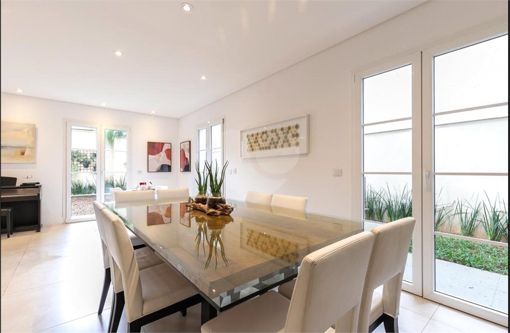 Casa à venda com 4 suítes no condomínio Residencial Villa Fiume Rosso, São Paulo - SP