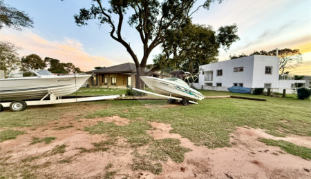 Casa à venda com 5 quartos, sendo 3 suítes,  em Terras de Santa Cristina Xiii Setor Iate, Paranapanema, SP