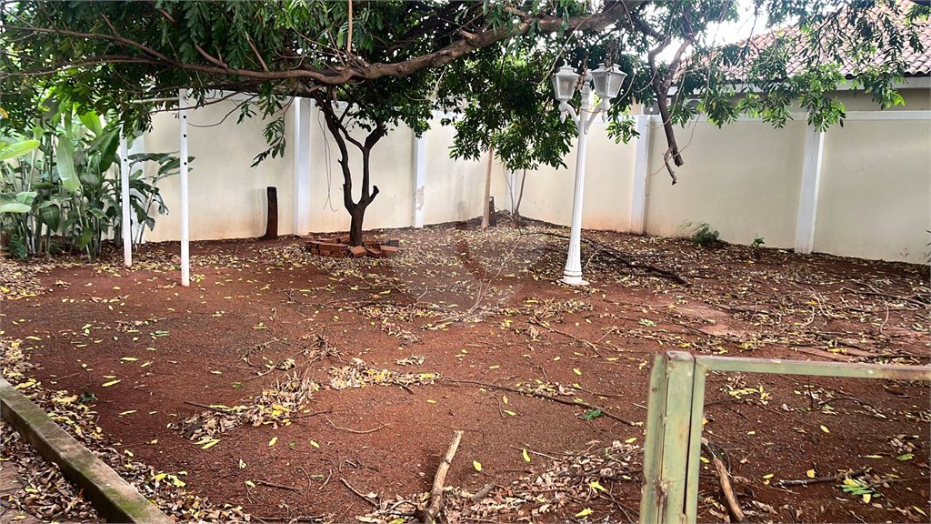 Casa à venda com 3 quartos, sendo 1 suíte, em Vila Progresso, Araraquara, SP