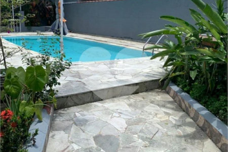 Casa à venda com 2 quartos, sendo 1 suíte,  no condomínio Morada da Praia, Bertioga - SP