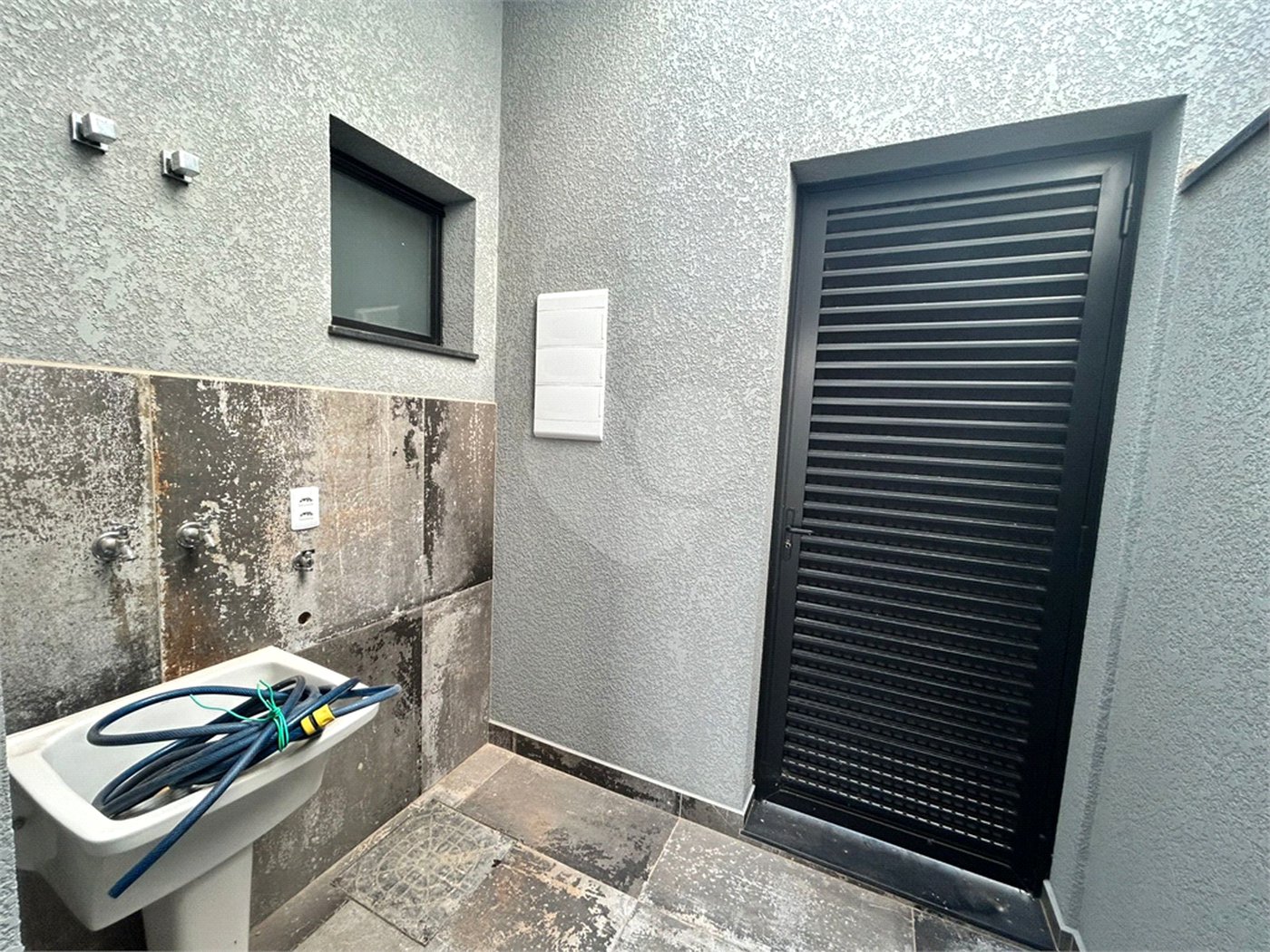 Casa à venda com 3 quartos, sendo 1 suíte, no condomínio Villagio Wanel, Sorocaba - SP