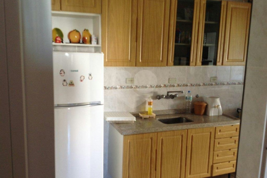 Apartamento à venda com 2 quartos, sendo 1 suíte, em Vila Luis Antônio, Guarujá, SP