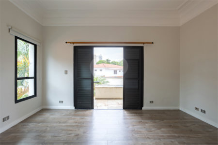 Casa à venda com 4 suítes em Alto da Lapa, São Paulo, SP