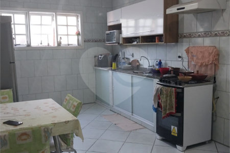 Sobrado à venda com 3 suítes em Campo Grande, Rio de Janeiro, RJ