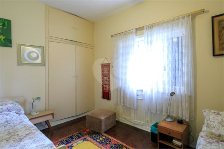 Casa Térrea à venda com 4 quartos em Campo Belo, São Paulo, SP