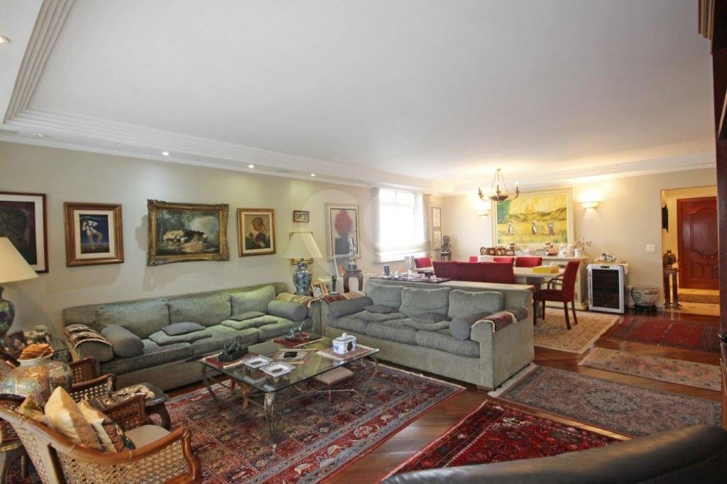 Apartamento à venda com 3 quartos, sendo 1 suíte, em Jardim Paulista, São Paulo, SP