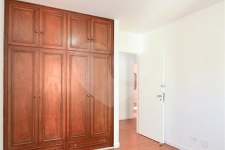 Apartamento à venda com 4 quartos, sendo 2 suítes,  em Brooklin Paulista, São Paulo, SP