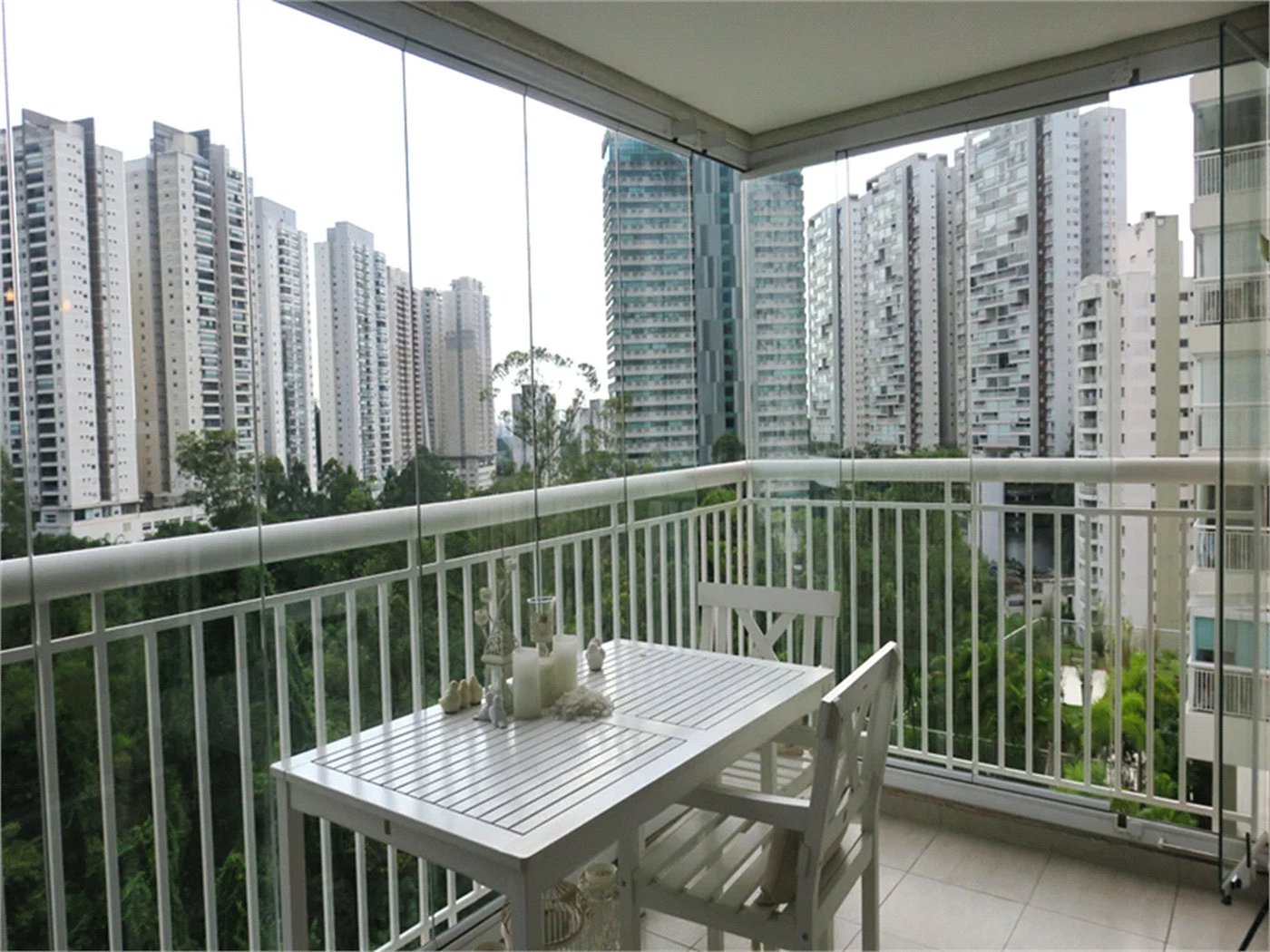 Apartamento à venda com 3 quartos, sendo 1 suíte, em Vila Andrade, São Paulo, SP