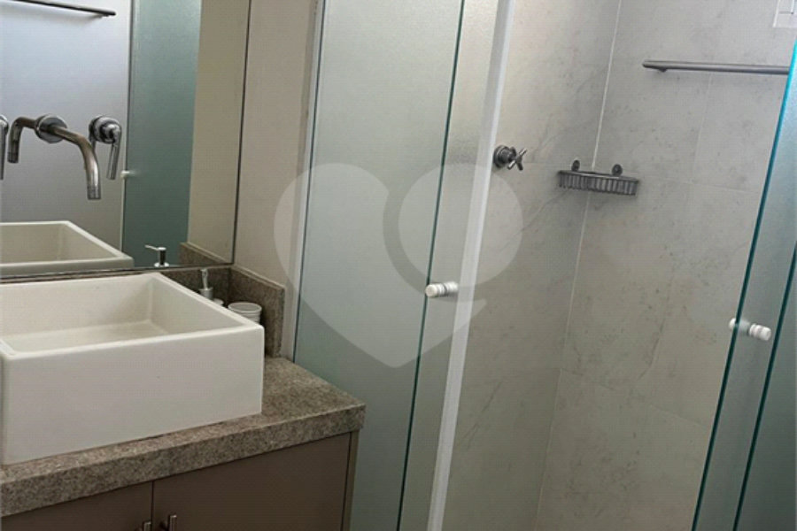 Casa para alugar com 1 suíte no condomínio Ibirapuera Loft, São Paulo - SP
