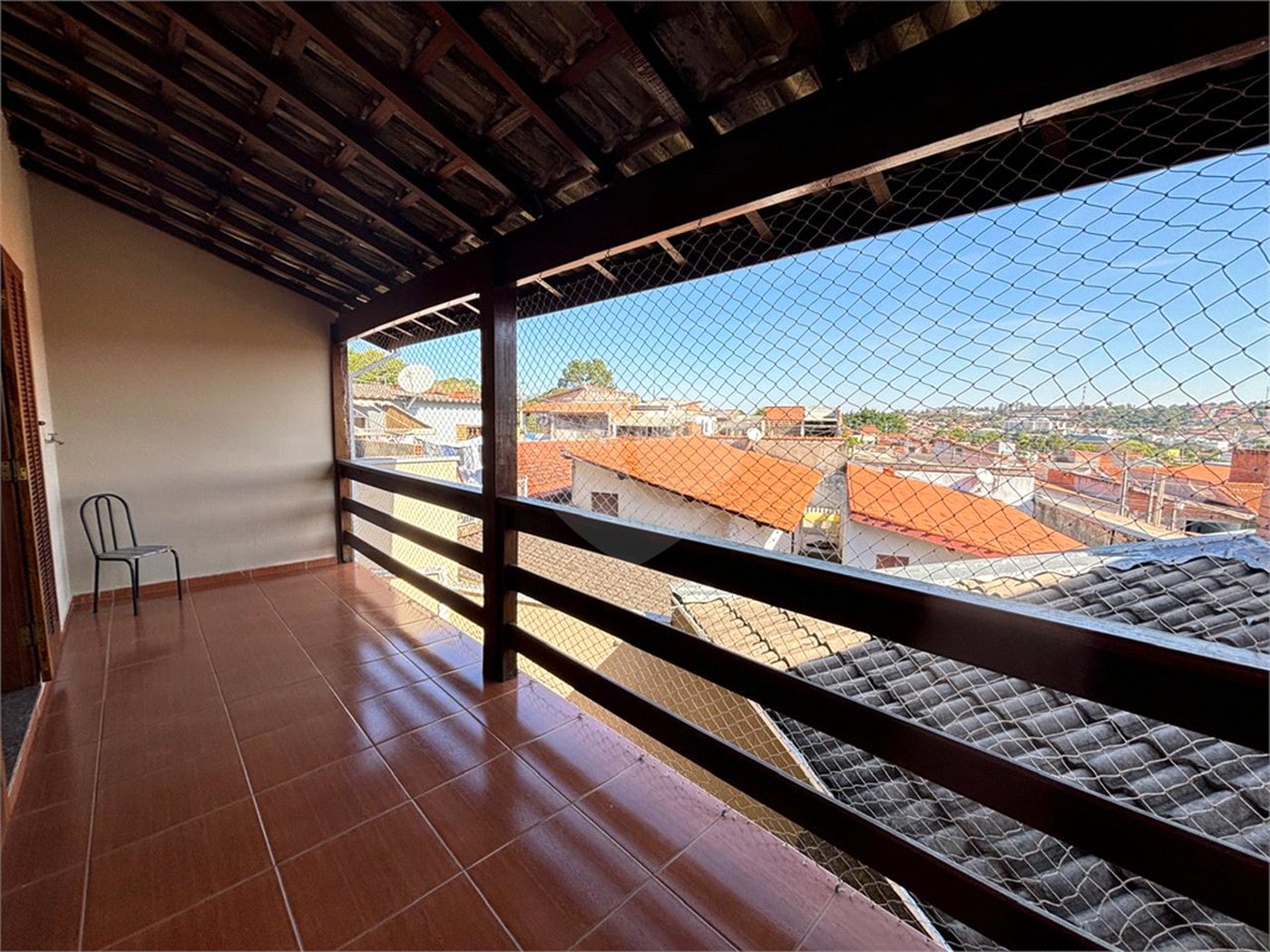 Casa à venda com 3 quartos, sendo 1 suíte, em Capela, Vinhedo, SP