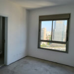 Apartamento à venda com 4 suítes em Real Parque, São Paulo, SP