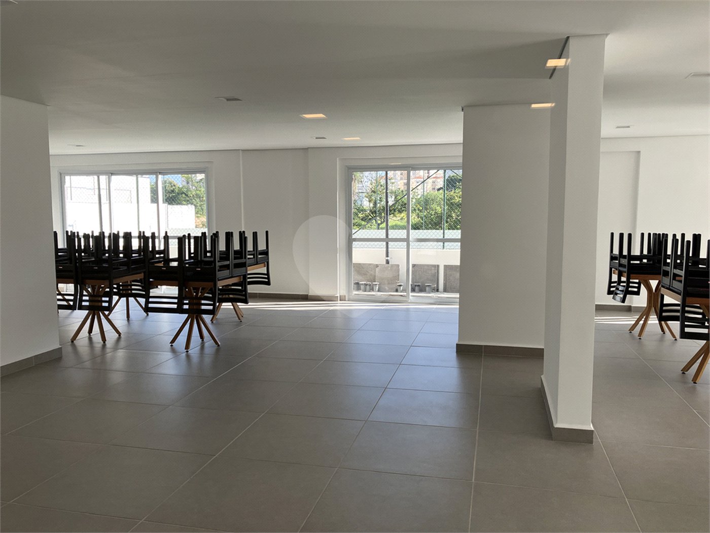 Apartamento à venda com 3 quartos, sendo 1 suíte,  em Parque Campolim, Sorocaba, SP