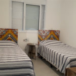 Casa à venda com 4 quartos, sendo 3 suítes, no condomínio Residencial Vila Esmeralda, São Sebastião - SP
