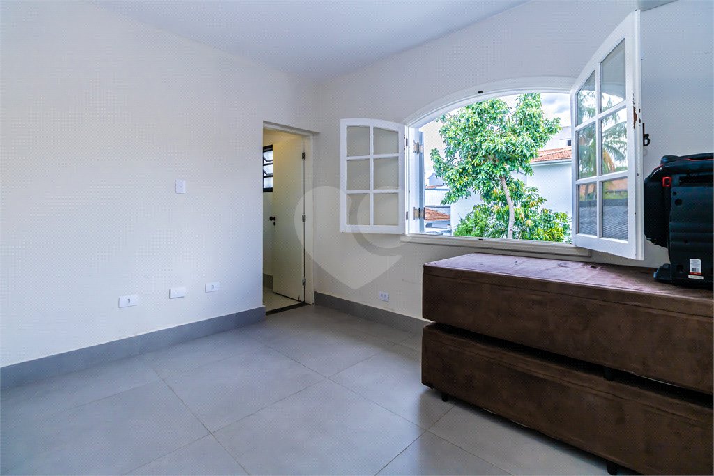 Casa à venda com 3 quartos, sendo 1 suíte, em Brooklin Paulista, São Paulo, SP