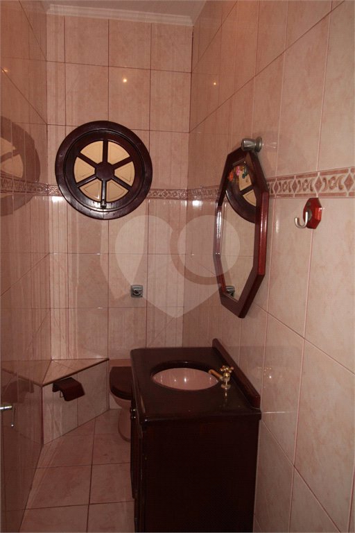 Sobrado à venda com 4 quartos, sendo 1 suíte, em Vila Isolina Mazzei, São Paulo, SP