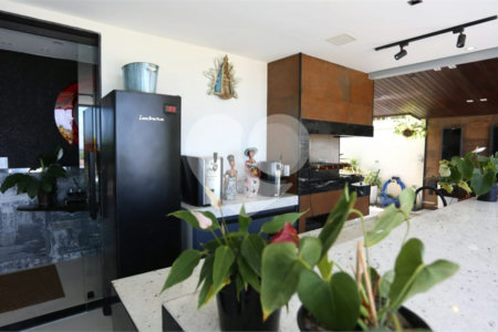 Casa à venda com 4 suítes no Centro, Porto Seguro, BA