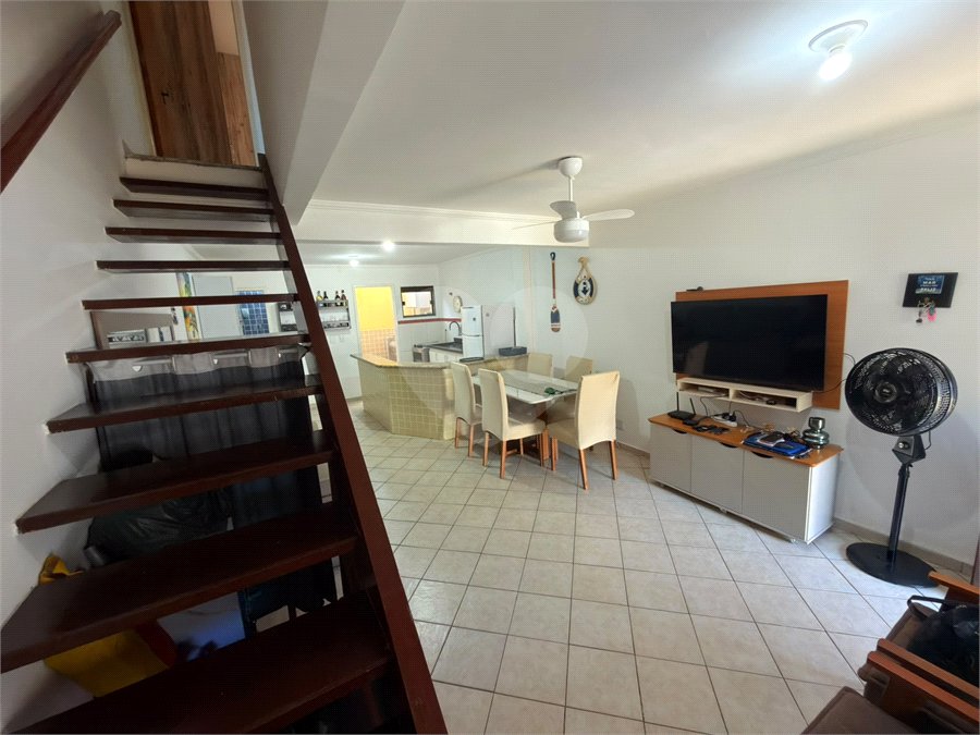 Casa em condomínio à venda com 2 suítes em Palmeiras, Cabo Frio, RJ