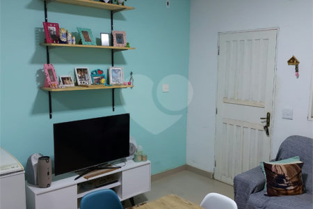 Terreno à venda com 5 quartos, sendo 1 suíte, em Vila Gustavo, São Paulo, SP