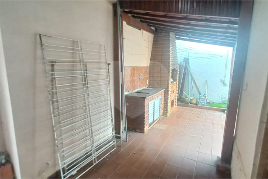 Casa Térrea à venda com 4 quartos, sendo 3 suítes, em Vila Galvão, Guarulhos, SP