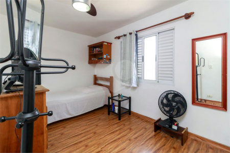 Casa à venda com 3 quartos em Jardim Monte Azul, São Paulo, SP