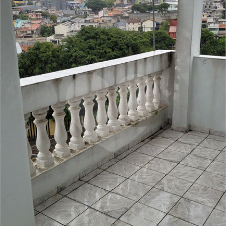 Sobrado à venda com 2 quartos em Cidade Líder, São Paulo, SP