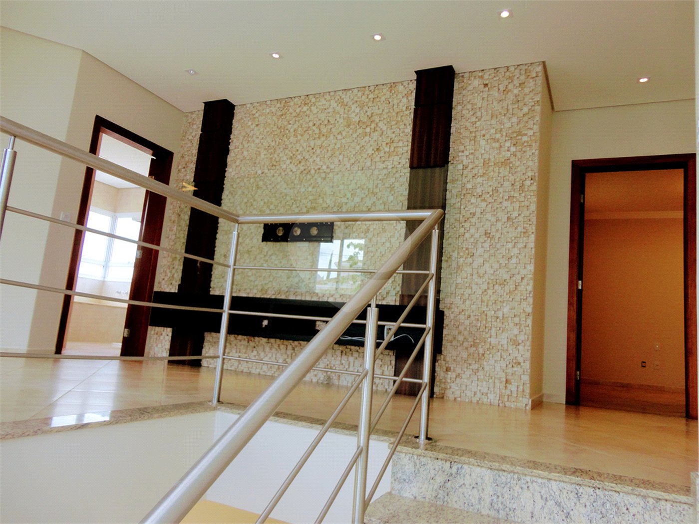 Casa à venda com 3 suítes no condomínio Residencial Jardim América, Vinhedo - SP