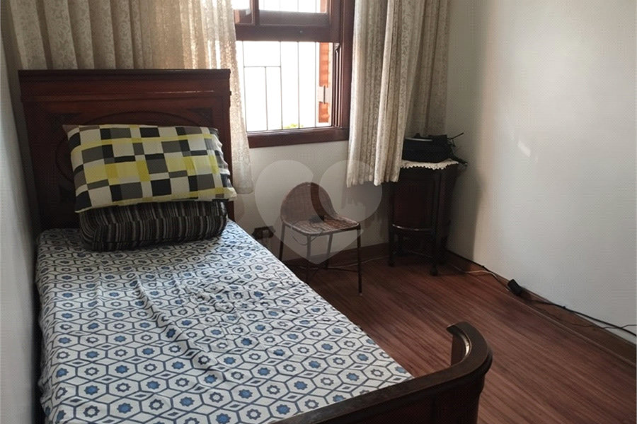 Sobrado à venda com 4 quartos, sendo 1 suíte, em Tremembé, São Paulo, SP