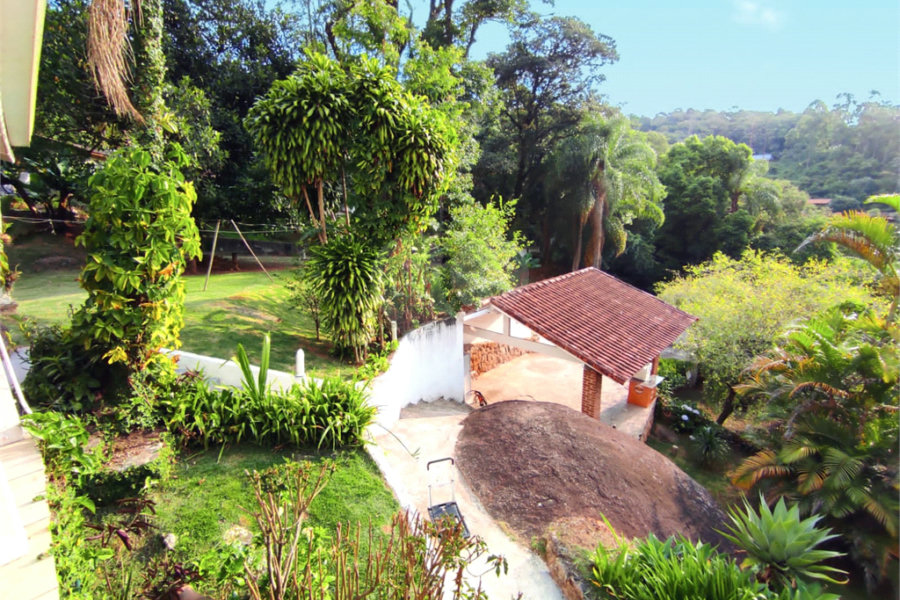 Sobrado à venda com 3 quartos, sendo 1 suíte, em Serra da Cantareira, Mairiporã, SP