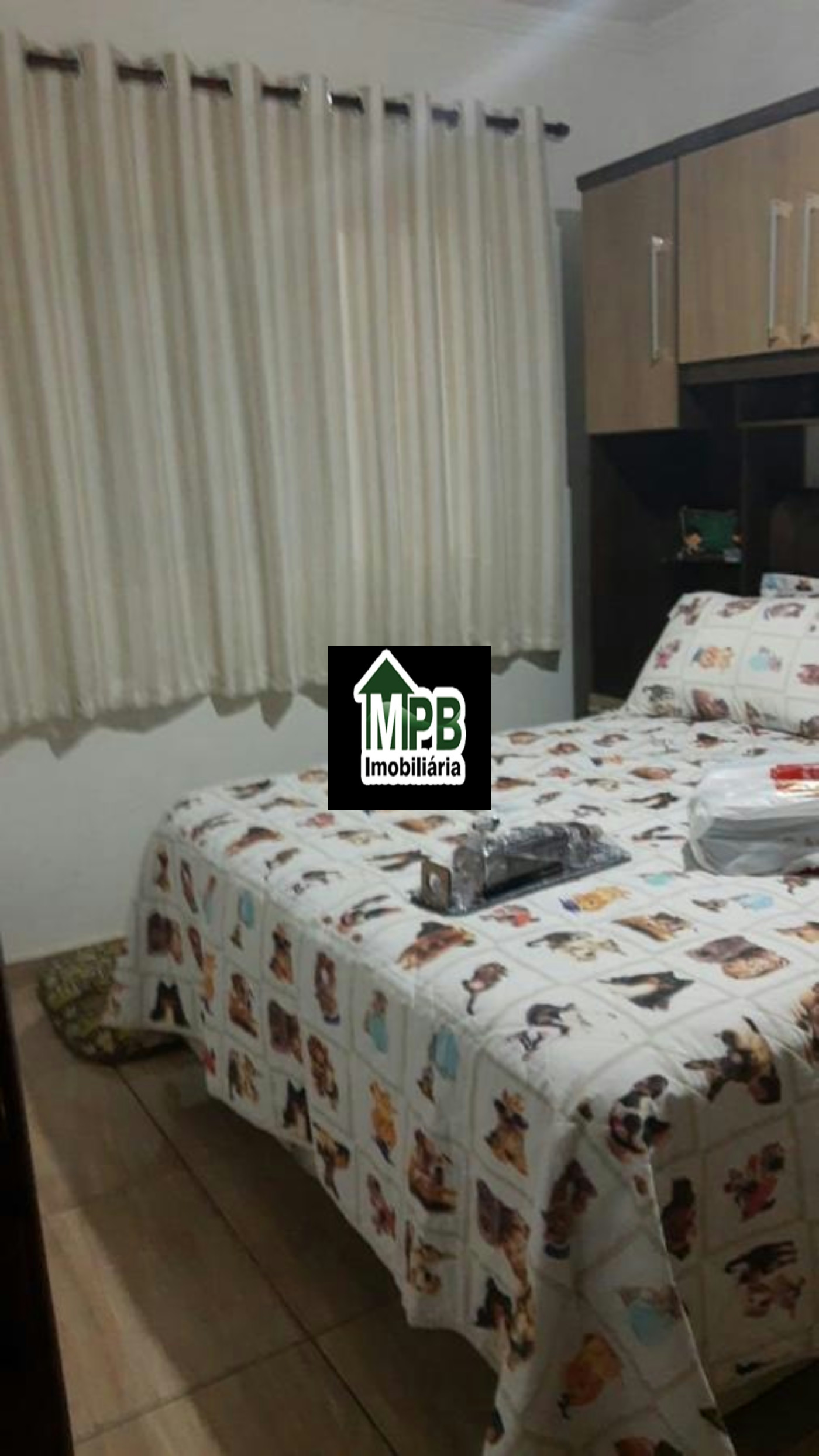 Casa à venda com 2 quartos em Lopes De Oliveira, Sorocaba, SP