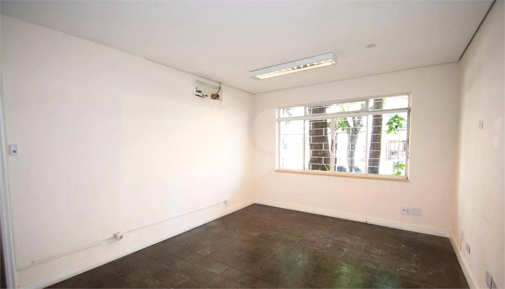 Apartamento à venda com 3 quartos, sendo 1 suíte, em Pinheiros, São Paulo, SP