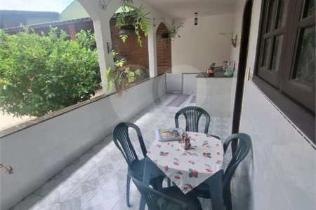 Casa à venda com 2 quartos, sendo 1 suíte, em Santíssimo, Rio de Janeiro, RJ