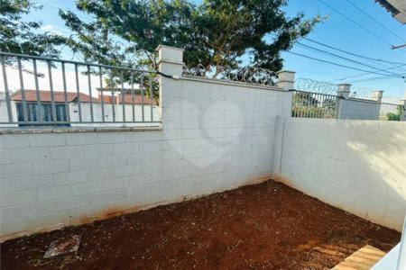 Casa à venda com 2 quartos, sendo 1 suíte, no condomínio Palacio de Turim, Ribeirão Preto - SP