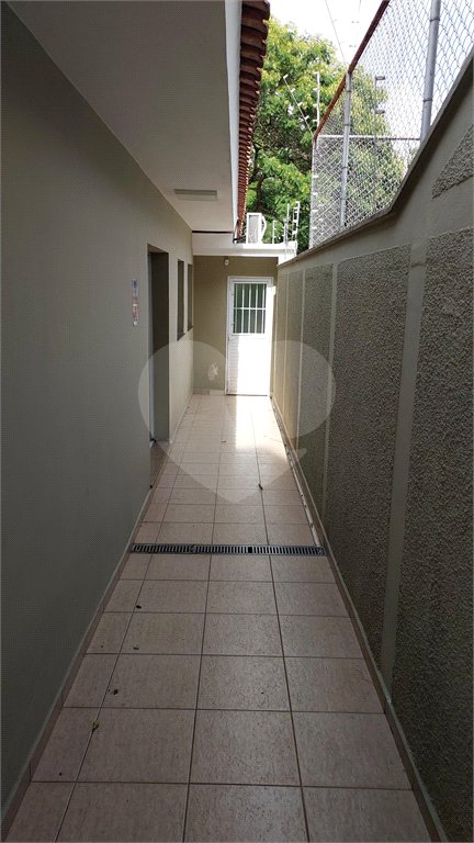 Sobrado à venda com 4 quartos, sendo 3 suítes, em Tremembé, São Paulo, SP