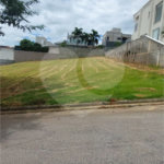 Terreno à venda no condomínio Figueira Garden, Atibaia - SP