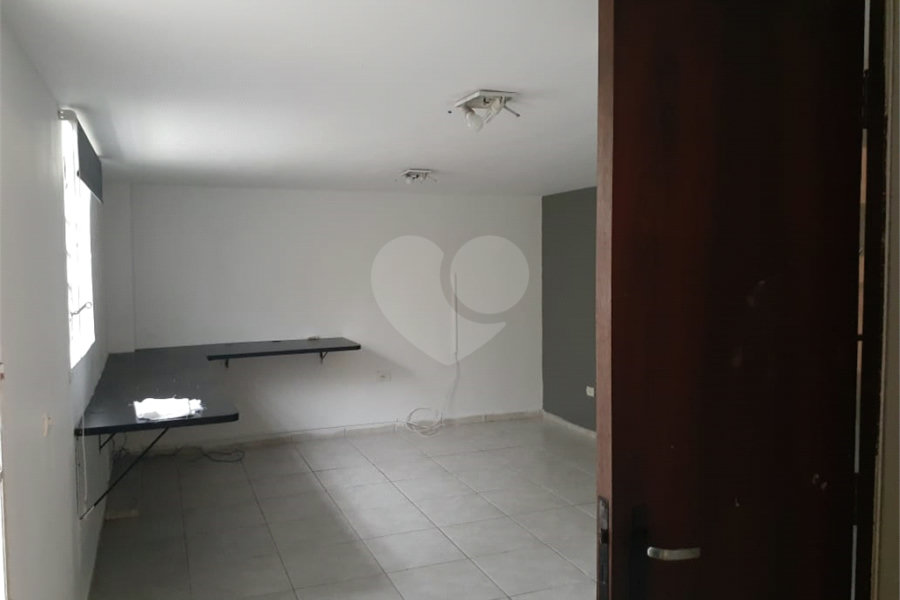 Sobrado à venda com 4 quartos, sendo 2 suítes, em Tremembé, São Paulo, SP
