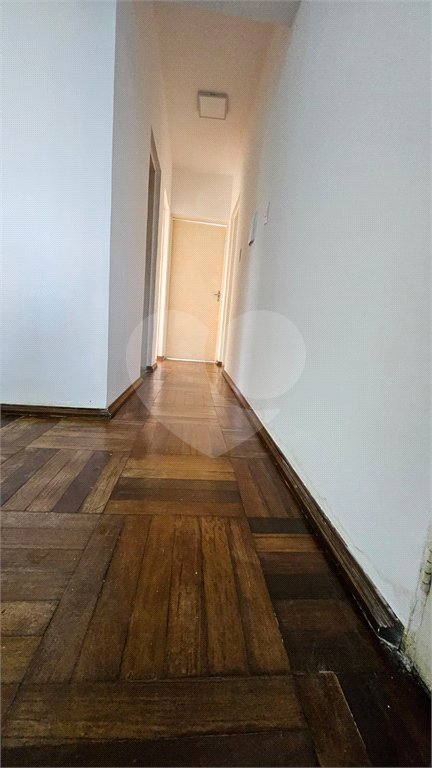 Apartamento à venda com 3 quartos, sendo 1 suíte,  em Vila Suissa, Mogi das Cruzes, SP