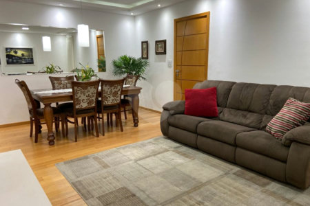 Apartamento à venda com 3 suítes em Vila Bastos, Santo André, SP