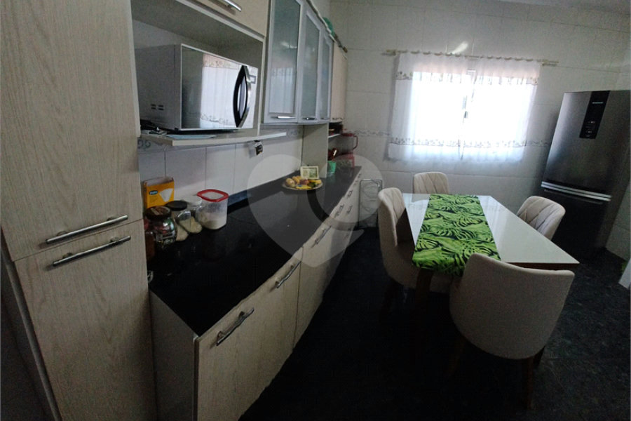 Sobrado à venda com 2 quartos em Tremembé, São Paulo, SP