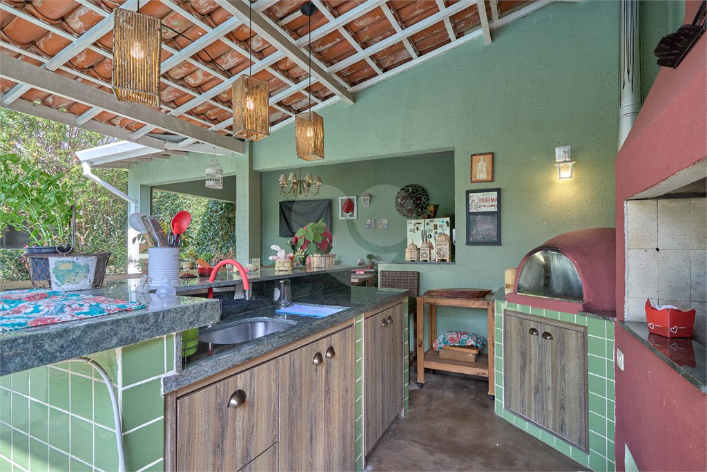 Casa Térrea à venda com 3 suítes em Granja Julieta, São Paulo, SP