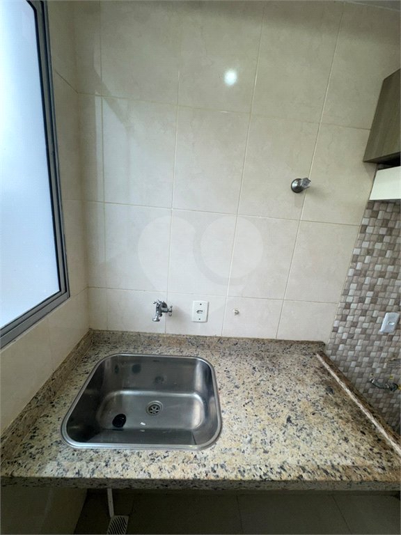 Apartamento para alugar com 2 quartos em Campo Grande, Rio de Janeiro, RJ