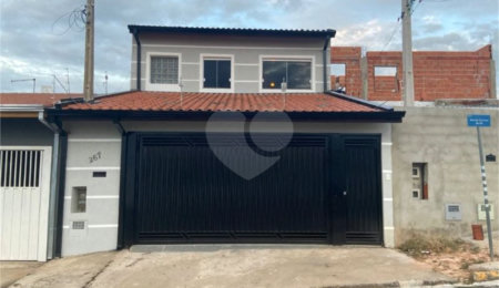 Casa à venda com 4 quartos, sendo 2 suítes,  em Jardim Santa Marta III, Salto, SP