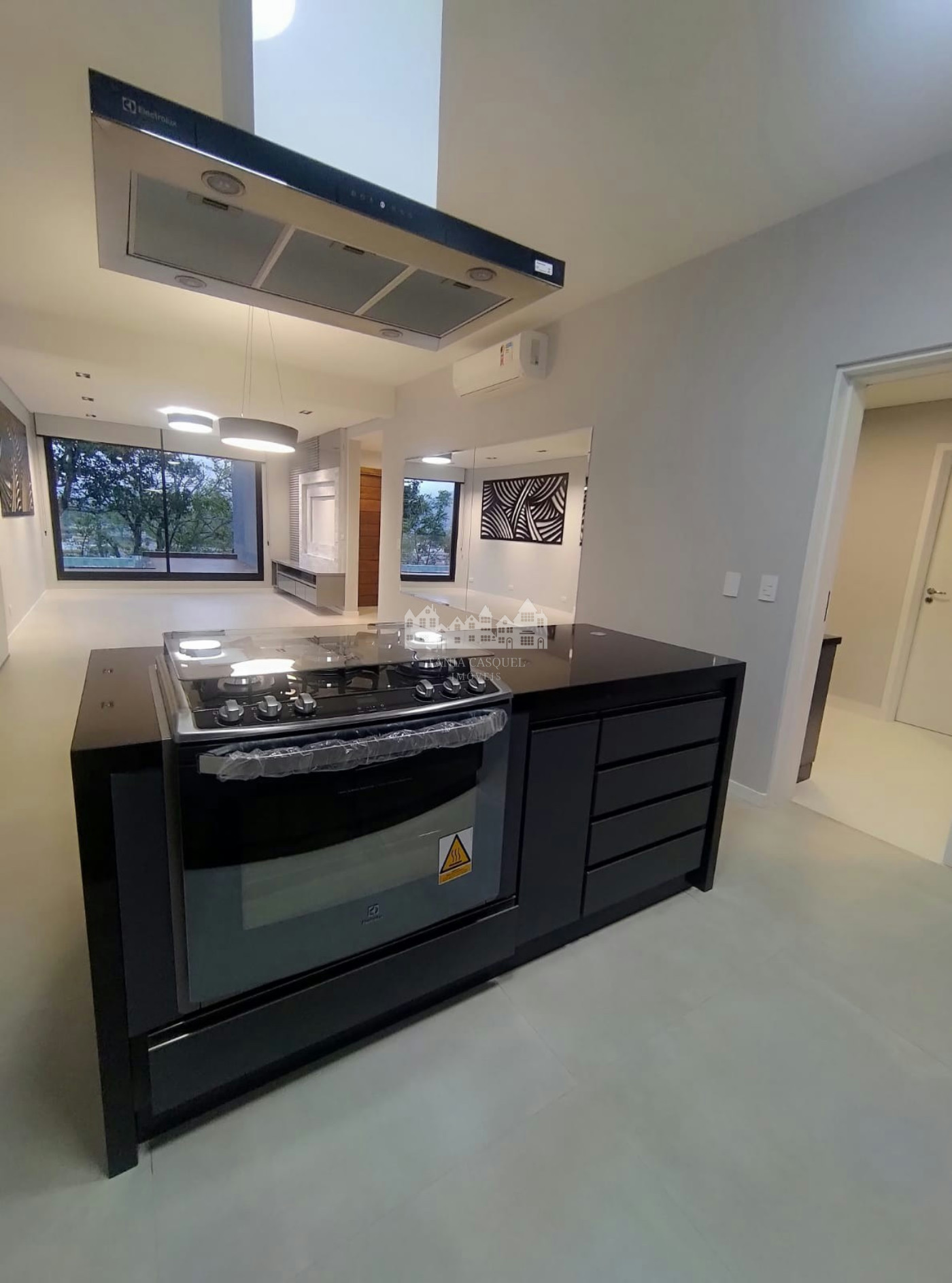 Casa à venda com 3 suítes no condomínio Lá Reserva Atibaia, Atibaia - SP
