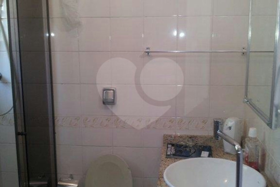 Sobrado à venda com 3 quartos, sendo 1 suíte,  em Vila Nova Mazzei, São Paulo, SP