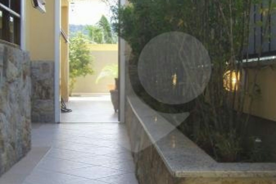 Sobrado à venda com 4 quartos, sendo 2 suítes, em Horto Florestal, São Paulo, SP