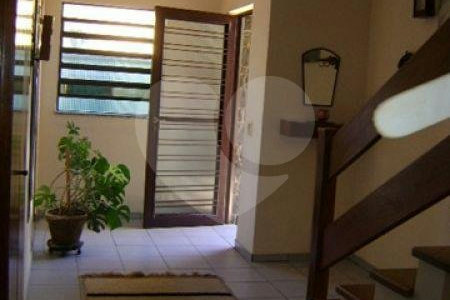 Sobrado à venda com 4 quartos, sendo 2 suítes, em Santo Amaro, São Paulo, SP