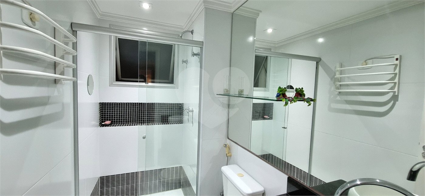 Apartamento à venda com 3 suítes em Jardim Londrina, São Paulo, SP
