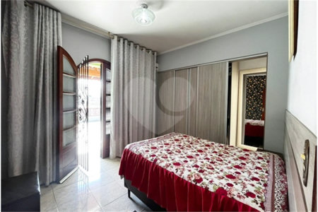 Casa à venda com 3 quartos, sendo 1 suíte, em Vila Boaçava, São Paulo, SP