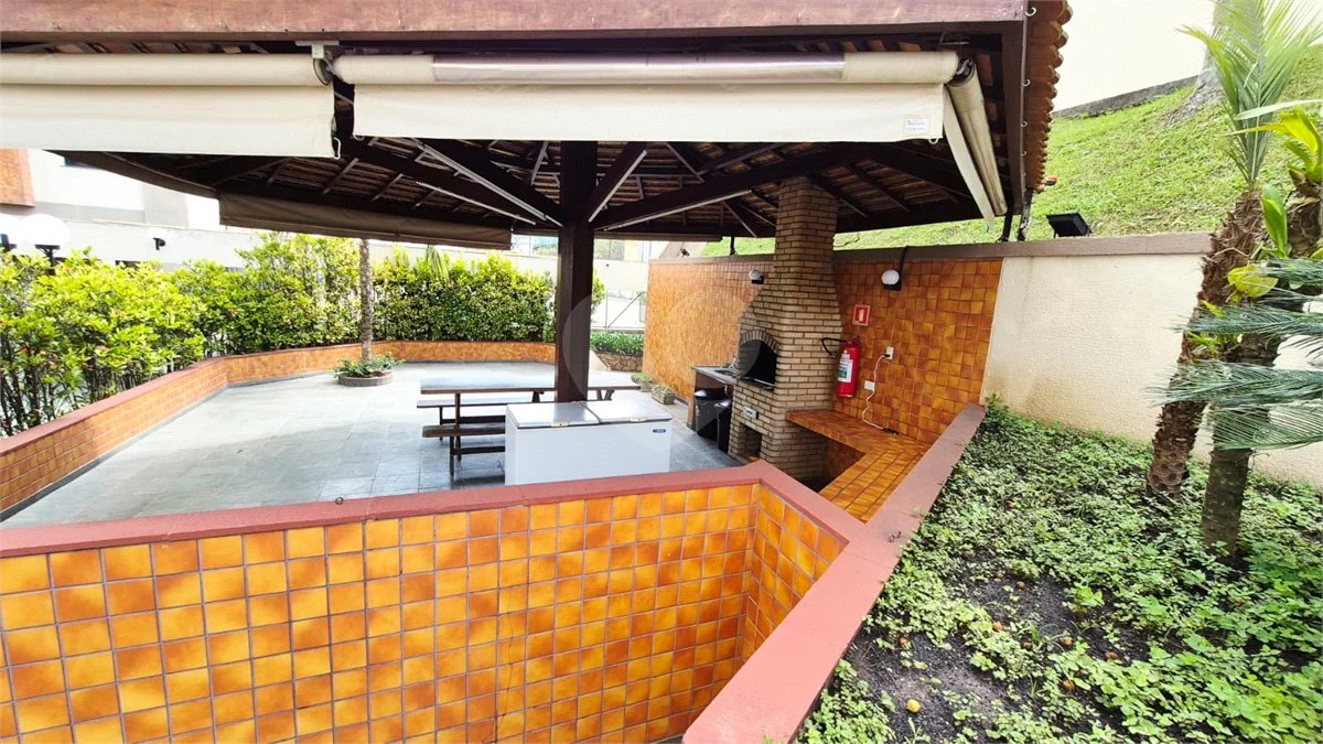 Apartamento à venda com 3 quartos, sendo 1 suíte, em Vila Indiana, São Paulo, SP