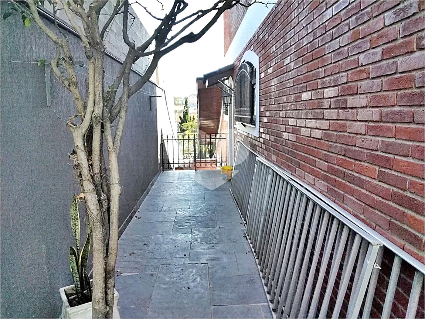 Sobrado à venda com 4 quartos, sendo 2 suítes, em Jardim São Bento, São Paulo, SP